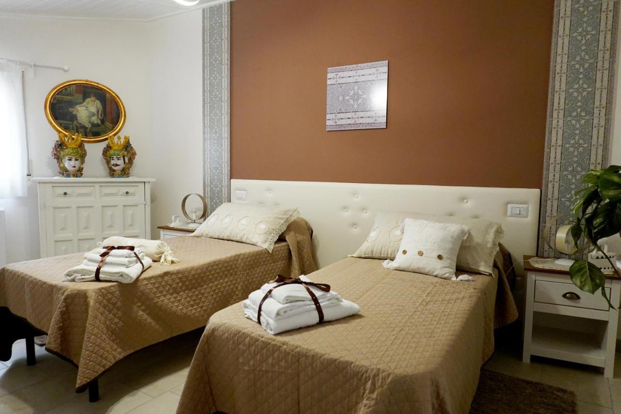 ラカルムート Gli Zii Di Sicilia Bed & Breakfast エクステリア 写真